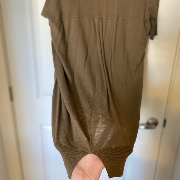 BCBG OVERSIZED OLIVE SWEATER - Picture 4 of 8